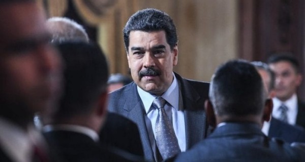 ¡SIN MARGEN DE MANIOBRA!  Bloomberg: Maduro intentaría privatizar Pdvsa ante el colapso económico